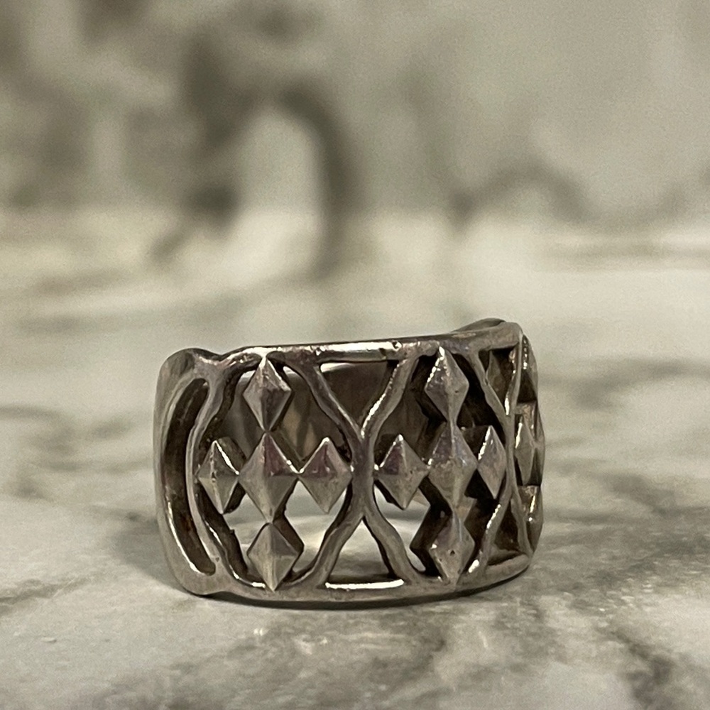 Gracewear Sterling Shield Ring